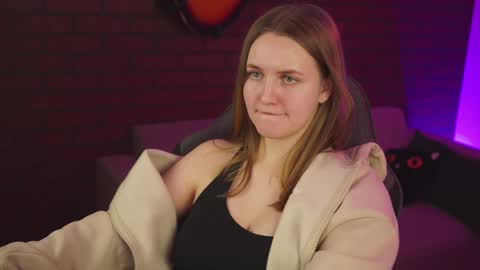 Snapshot of kellypoter chatting on January 25, 5:51 pm kelly online show from January 25, 5:51 pm