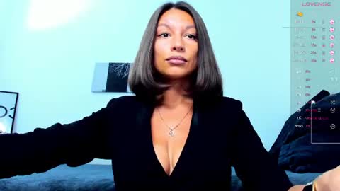 kellysmits online show from June 22, 5:10 pm