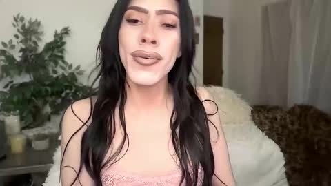 Snapshot of kelsdontstop chatting on January 12, 3:39 pm Kelsi online show from January 12, 3:39 pm