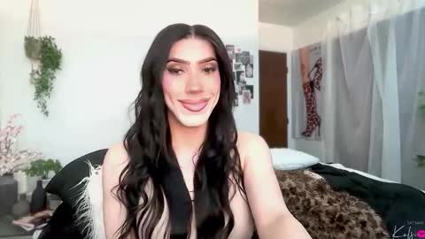 Snapshot of kelsdontstop chatting on March 7, 5:32 pm Kelsi online show from March 7, 5:32 pm