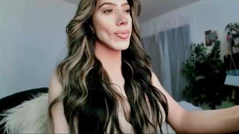 Snapshot of kelsdontstop chatting on March 16, 6:17 am Kelsi online show from March 16, 6:17 am