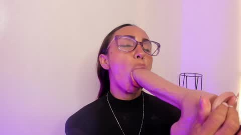 Kelsey online show from March 11, 10:53 pm