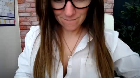 Snapshot of kelseykruz chatting on July 3, 8:10 am KelseyKruz online show from July 3, 8:10 am