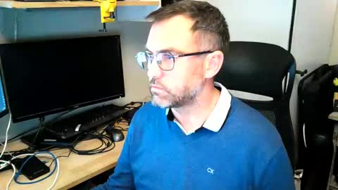 Snapshot of kelvin06133 chatting on December 30, 10:01 pm kelvin06133 online show from December 30, 10:01 pm