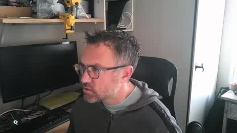 Snapshot of kelvin06133 chatting on March 6, 9:47 am kelvin06133 online show from March 6, 9:47 am