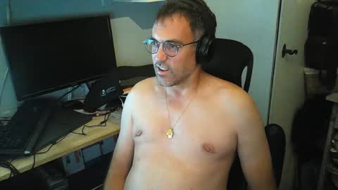 kelvin06133 online show from June 19, 10:35 pm
