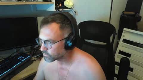 kelvin06133 online show from July 12, 10:01 pm