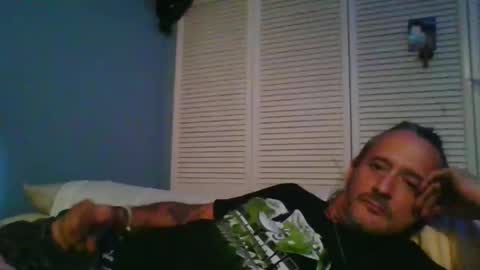 Snapshot of kem3xtreme chatting on October 13, 2:11 am kem3xtreme online show from October 13, 2:11 am