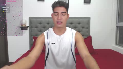 ken_blaker online show from January 3, 1:05 am