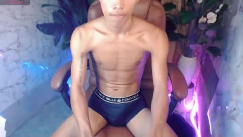 ken_minjun online show from April 20, 8:17 am