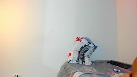 Snapshot of kenan_2601 chatting on November 20, 9:14 pm kenan 2601 online show from November 20, 9:14 pm