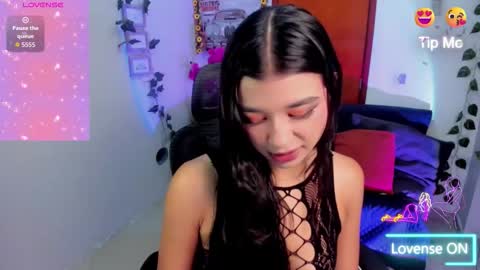 Carolina  online show from November 6, 2:51 pm