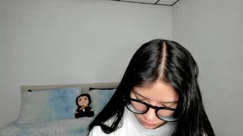 Snapshot of kendalgrey01 chatting on June 12, 2:38 pm Kendal online show from June 12, 2:38 pm