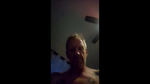 Snapshot of kendall21978 chatting on May 16, 10:36 am kendall21978 online show from May 16, 10:36 am