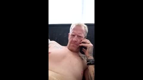 Snapshot of kendall21978 chatting on May 25, 8:37 pm kendall21978 online show from May 25, 8:37 pm
