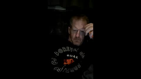 Snapshot of kendall21978 chatting on May 31, 3:15 am kendall21978 online show from May 31, 3:15 am