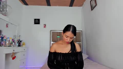 Kendall ewers online show from October 1, 12:38 am