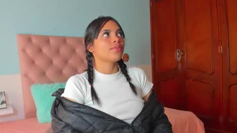 Kendall online show from March 19, 2:43 pm