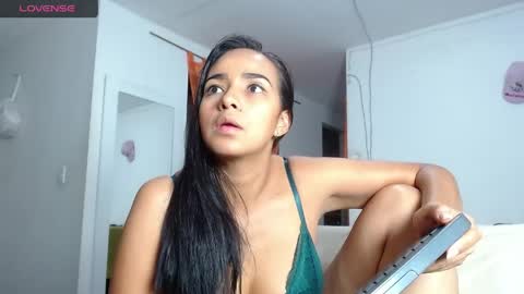 Snapshot of kendall_honea chatting on May 21, 3:13 am kendall online show from May 21, 3:13 am