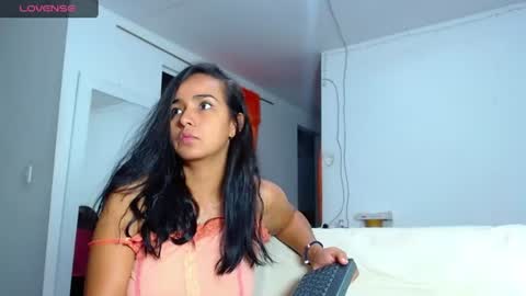Snapshot of kendall_honea chatting on June 17, 3:20 am kendall online show from June 17, 3:20 am