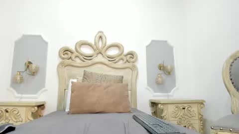 kendall jones7 online show from December 15, 8:02 pm