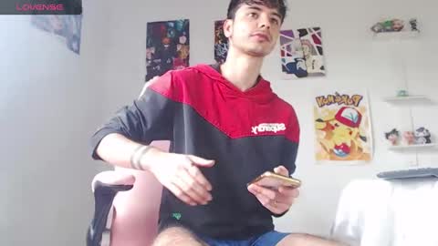 Snapshot of kendall_ros chatting on January 24, 3:55 pm kendall ross online show from January 24, 3:55 pm