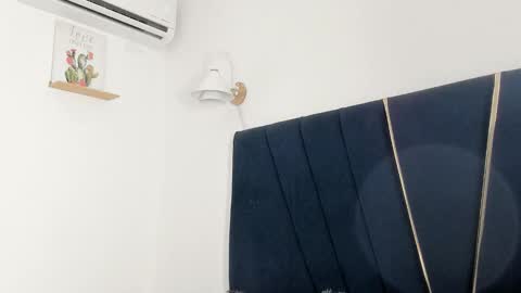 kendall_x0 online show from March 14, 5:35 am