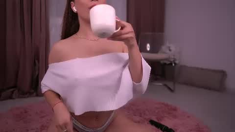 Snapshot of kendalljoycex chatting on July 6, 2:52 am Kendall online show from July 6, 2:52 am