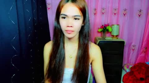 Snapshot of kendallspice_ chatting on February 20, 9:43 am Kendall online show from February 20, 9:43 am