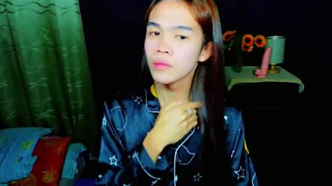 Snapshot of kendallspice_ chatting on March 21, 8:23 pm Kendall online show from March 21, 8:23 pm