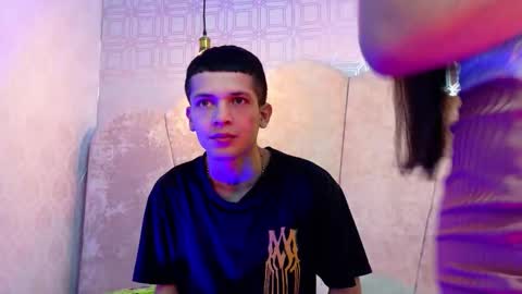 Kendall and Taylor online show from December 3, 12:36 pm