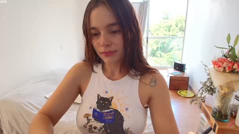 kendall online show from February 11, 6:24 pm