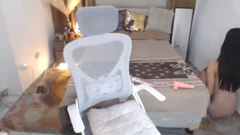 kendalveronika online show from December 4, 8:01 am