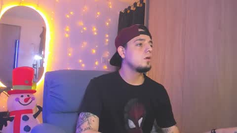 kendel_dimitri online show from December 13, 4:00 am