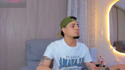 kendel_dimitri online show from November 22, 4:55 am