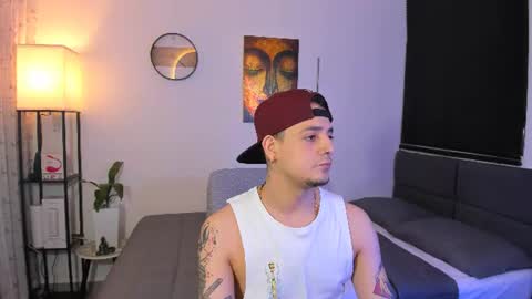 Snapshot of kendel_dimitri chatting on July 9, 4:38 am kendel_dimitri online show from July 9, 4:38 am