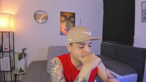 Snapshot of kendel_dimitri chatting on July 15, 5:02 am kendel_dimitri online show from July 15, 5:02 am