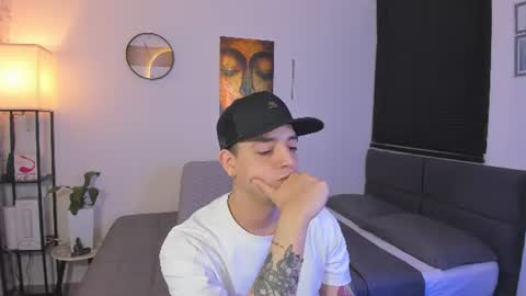 Snapshot of kendel_dimitri chatting on July 17, 5:03 am kendel_dimitri online show from July 17, 5:03 am