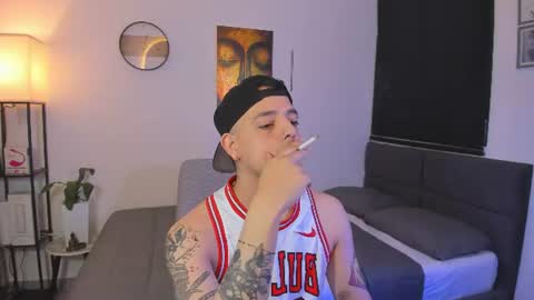 Snapshot of kendel_dimitri chatting on July 20, 5:44 am kendel_dimitri online show from July 20, 5:44 am