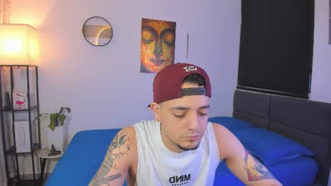 Snapshot of kendel_dimitri chatting on July 26, 4:42 am kendel_dimitri online show from July 26, 4:42 am