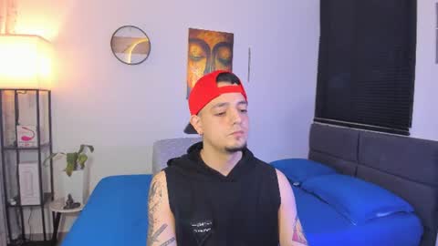 Snapshot of kendel_dimitri chatting on July 29, 4:21 am kendel_dimitri online show from July 29, 4:21 am