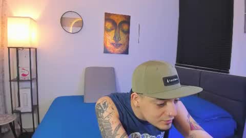 Snapshot of kendel_dimitri chatting on August 1, 4:45 am kendel_dimitri online show from August 1, 4:45 am