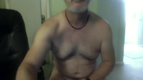 Snapshot of kendog1101 chatting on December 24, 8:00 am Steve online show from December 24, 8:00 am