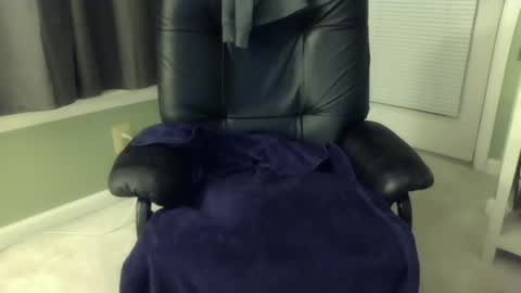 Snapshot of kendog1101 chatting on January 14, 10:27 am Steve online show from January 14, 10:27 am