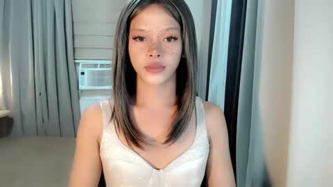 Snapshot of kendra_lunaxx chatting on March 1, 4:09 pm kendra_lunaxx online show from March 1, 4:09 pm
