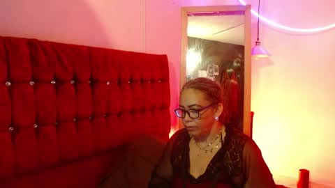 Snapshot of kendra_lust_69 chatting on May 17, 1:47 am kendra_lust_69 online show from May 17, 1:47 am