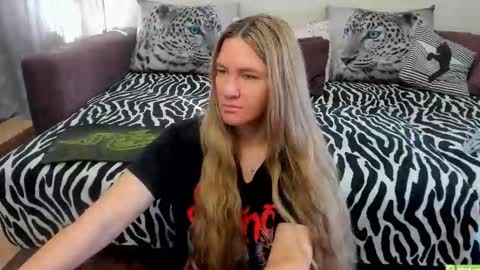 Kendra online show from September 11, 2:00 am