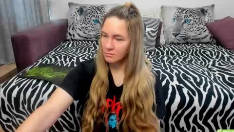 Kendra online show from September 24, 3:32 am