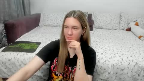 Snapshot of kendra_xx_ chatting on May 29, 1:03 am Kendra online show from May 29, 1:03 am