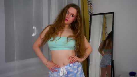 Kira online show from November 15, 6:59 pm